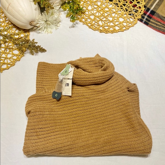 SNOW DRIFT PONCHO!! 🍂🍁🧥 QUAGGA GREEN LABEL ! - Picture 6 of 7